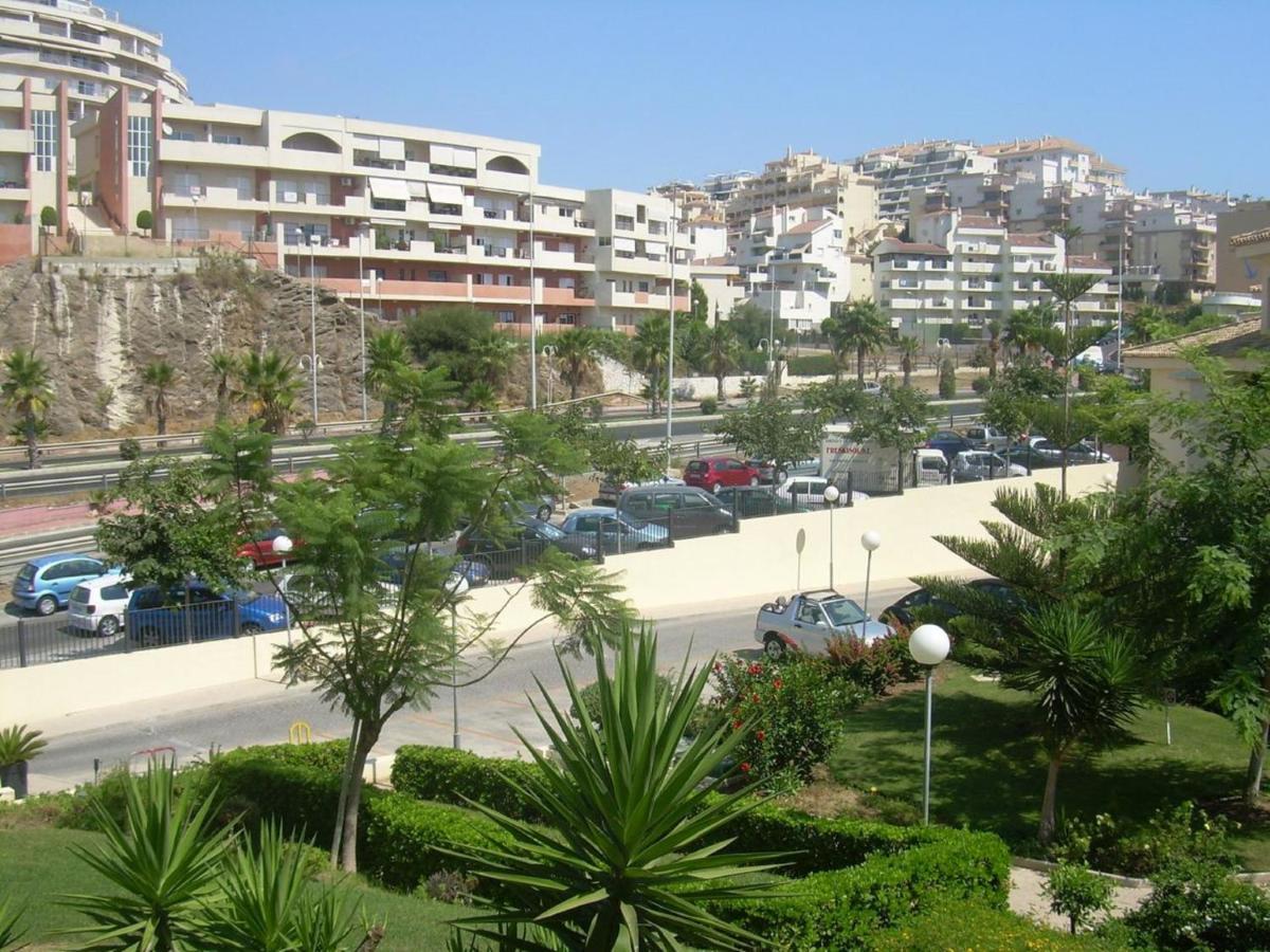 Holidays2Benalmadena Torrequebrada Sea View Front Beach With Pool Parking & Terraces Exterior photo