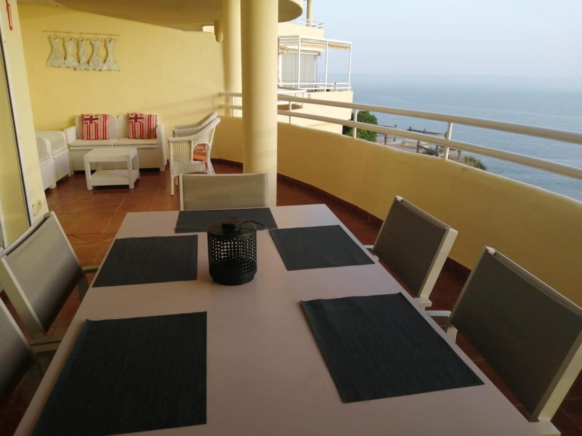 Holidays2Benalmadena Torrequebrada Sea View Front Beach With Pool Parking & Terraces Exterior photo